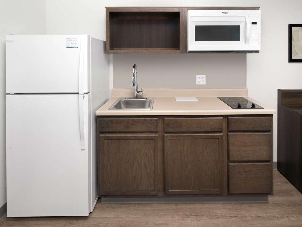 Extended Stay America Select Suites - Tampa - Brandon - East Heartland Habitación foto